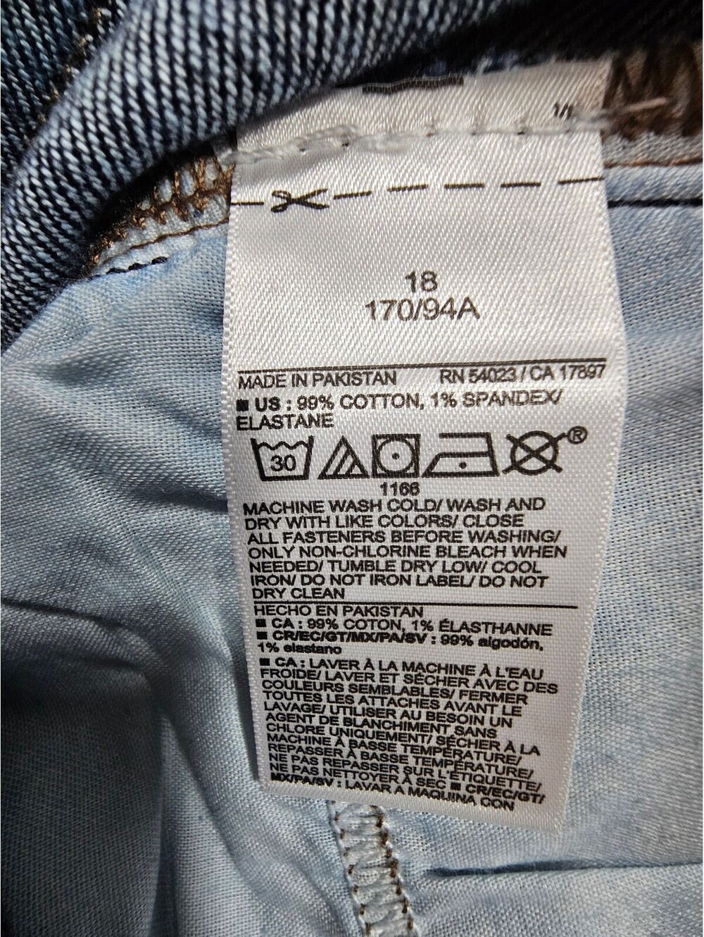 Old Navy Women’s Size 18 Extra High Rise Straight Jeans Secret Smooth Pocket NWT - Picture 8 of 9